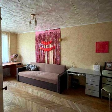 Продам 1-к квартиру м. Бот. Сад
