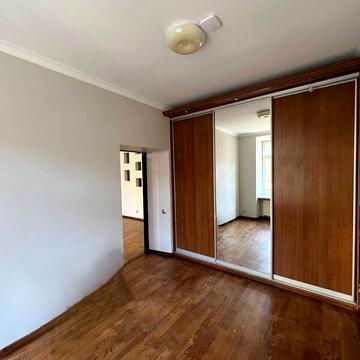 Продаж 4к Дім Пасіки Галицькі вулиця