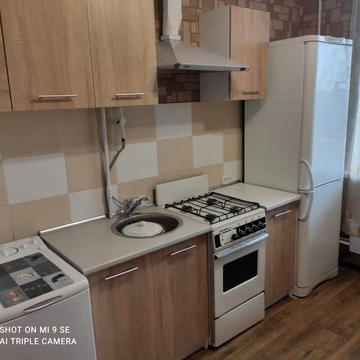 Продам 1-кімнатну квартиру, вул. Світла 11а