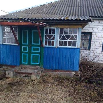 Гарний будинок в мальовничому селі...