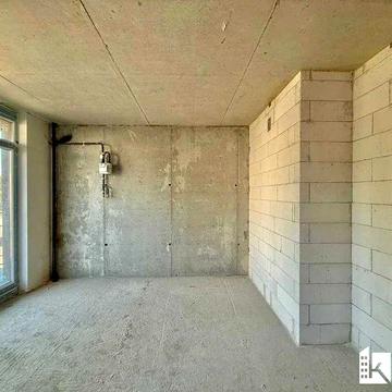 Здана 1 кім 3 поверх в центрі міста. Газове опалення! ЖК IQ House