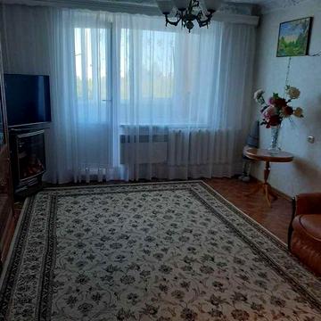 Продам 3-комнатную квартиру на Таирова.