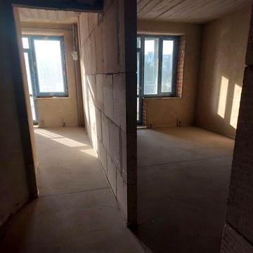 Продам 2-х комнатную квартиру в сданном кирпичном доме. АОГВ