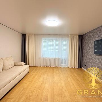 Романа Шухевича вул. (Курчатова), 1А