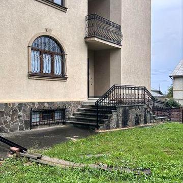 Продам будинок з ремонтом