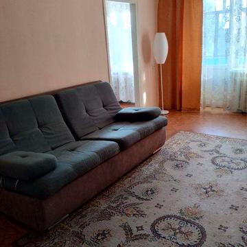 Сдается 3 к квартира, ул. Грушевского,54