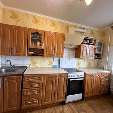 Постанови. ПРОДАЖ 3-кімнатної квартири. Центр міста