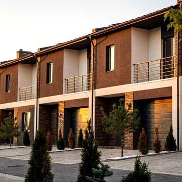 Продається готовий ТАУН ХАУС з міськими комунікаціями вул. Спортивна