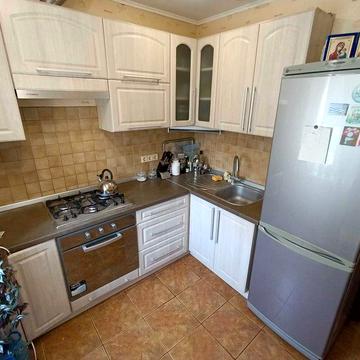 Продам 2-ком квартиру г. Ирпень ул. Ветеранов Афганистана, общ. 52 м2