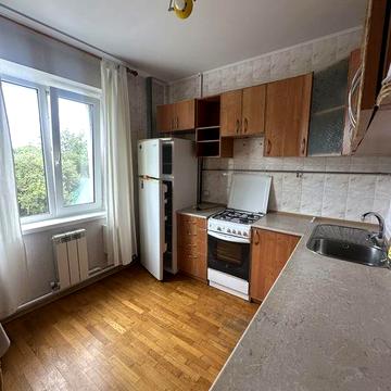 Оренда 3-кім. квартира в центрі