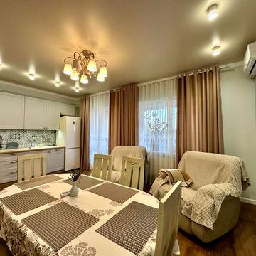Шикарний Таунхаус на Патріотичній