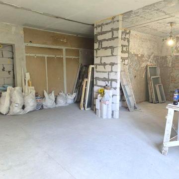 Продам 4-х комнатную квартиру на Обелиске 22500