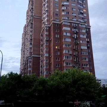 ЖК Голосієво, вул Голосіївська 13б,  М.Деміївська, центр