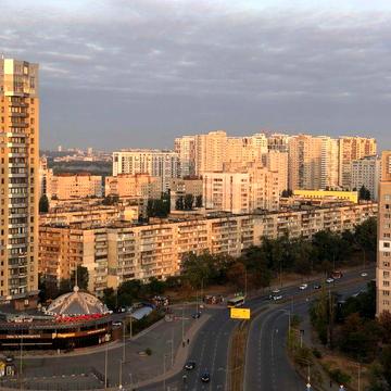 Продам 2-к квартиру 51 м2, ул. Пантелеймона Кулиша 5-Б, м.Левобережная