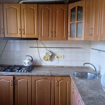 Сдам на длительный срок 3 комн квартиру метро Защитников Украины