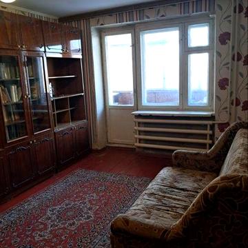 ПРОДАМ простору ТРИКІМНАТНУ квартиру під ремонт. Вул. Мацієвського, 1