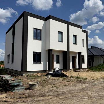 Продам готовий котедж за 3 поліклінікою+ділянка 2,5 сот (перша лінія)