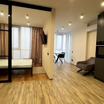 Олега Мудрака вул. (Генерала Наумова), 1-Б