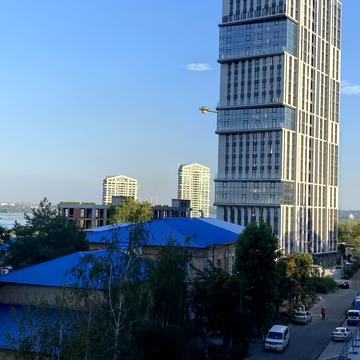 Дмитра Донцова вул. (Дмитра Донського), 6