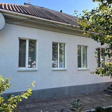 Продам будинок+жила літня кухня, поряд з районом Богдана в м.Сміла