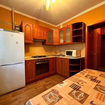 Снимите двухкомнатную квартиру на Янтарной, ж/м Калиновский (Клочко-6)