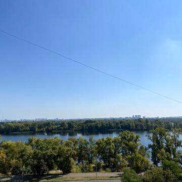 Прирічна вул., 27