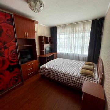 Двокімнатна квартира в спальному районі Хмельницького)