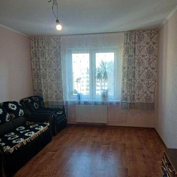 Продам 3 кімнатну  квартиру. 93.5 м.кв. Оболонському рацоні. ЖК Навігатор 2