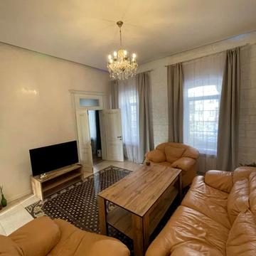 Однокімнатна квартира, центр міста, Велика Арнаутьска