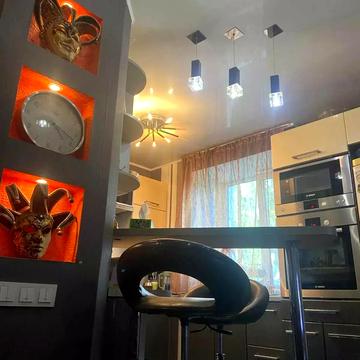 Трикімнатна квартира на Філатово з ремонтом