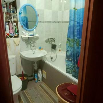 Двокімнатна квартира на вулиці Космонавтів