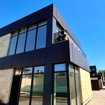 Двоповерховий будинок на Фонтані