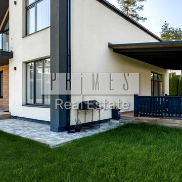 Квітнева вул.