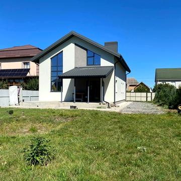 Незалежності, 8