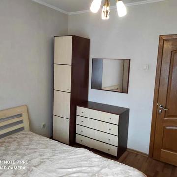 Миколи Лаврухіна вул., 7