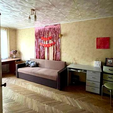 Вартових Неба вул. (Тобольська), 50