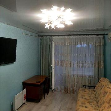 Сдаю свою 2-х комнатную на БМВ.