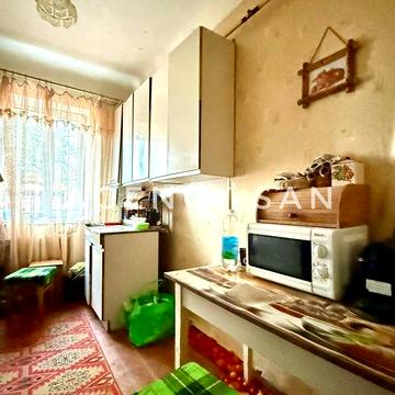 Продаж 2-кімн. квартири поруч з Макдональдс