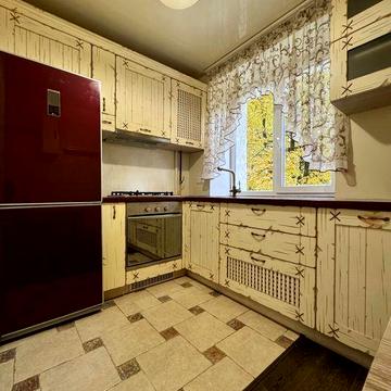 Оренда 2 кімнатної квартири Олександра Поля 129Б