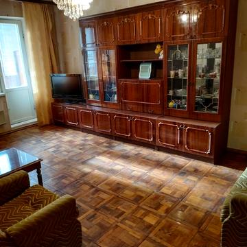 Сержа Лифаря вул. (Олександра Сабурова), 5