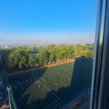 Сергія Слісаренка вул., 14