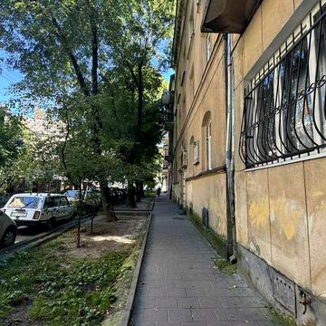 Грицька Чубая вул. (), 6