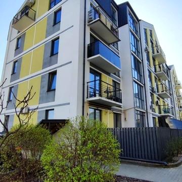 Б.Хмельницького, 56