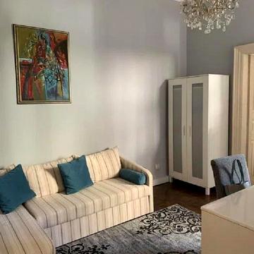 Патріарха Димитрія Яреми вул. (Антона Чехова), 7