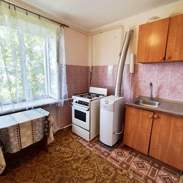 Центральна, 3