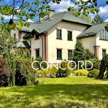 Ватутіна вул., 26