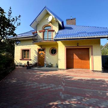 Ігоря Білозіра вул., 36
