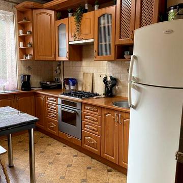 Продам 3к квартиру, вул. Синьоозерна, 4а, Святошино