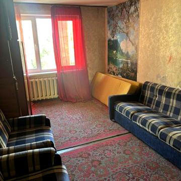 Академіка Корольова вул., 104