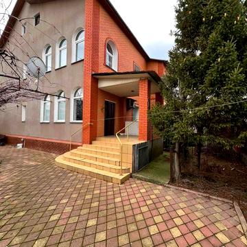 Абрикосова вул.